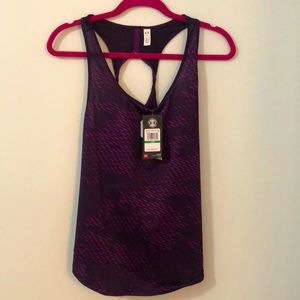 NWT Under Armour Tank. Heat gear. Purple and black. Size Large women.